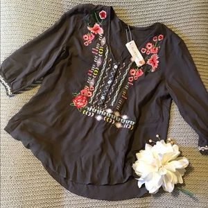BNWT Floryday Blouse